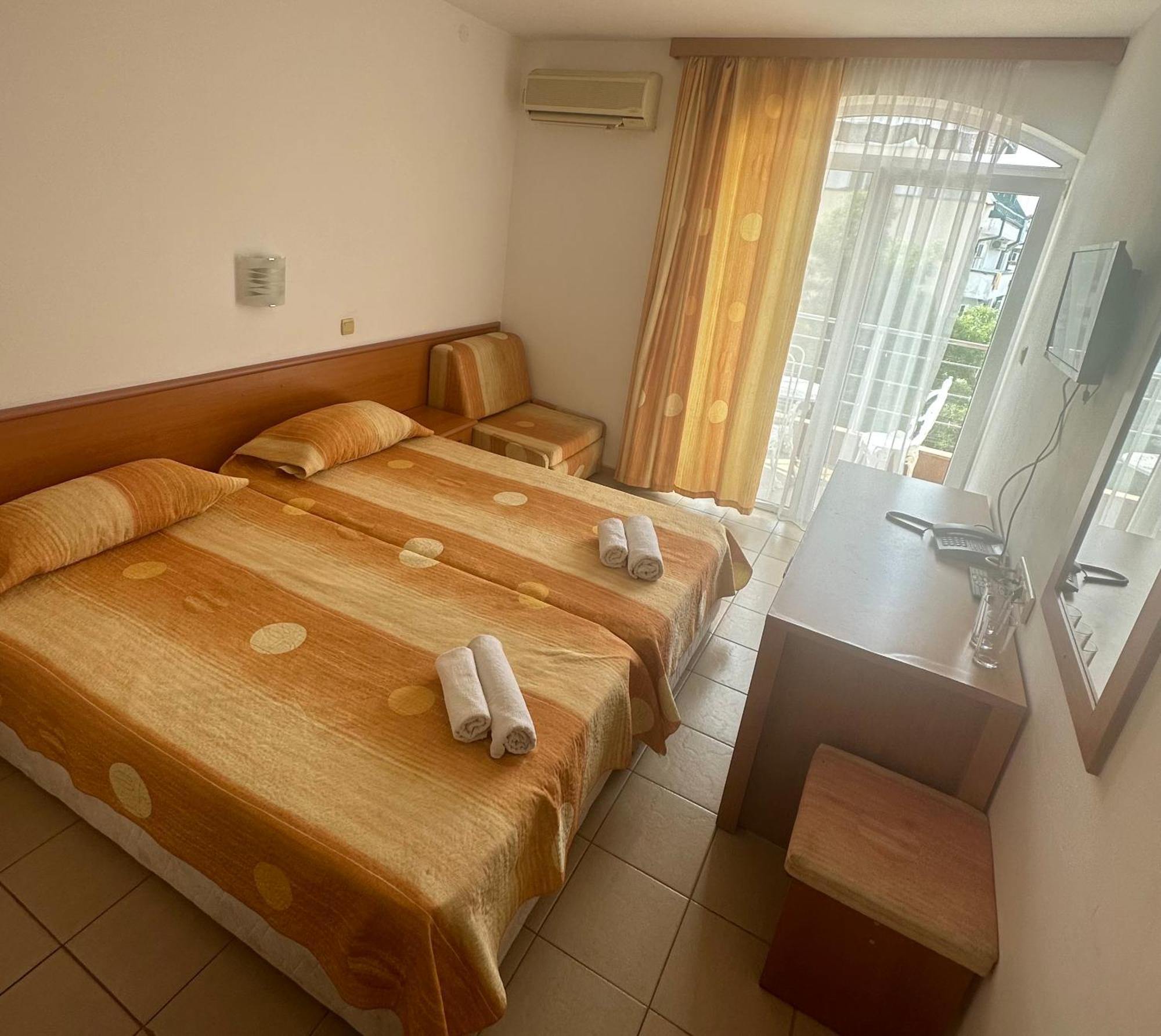Concordia Plaza 2 Hotel Primorsko Eksteriør billede